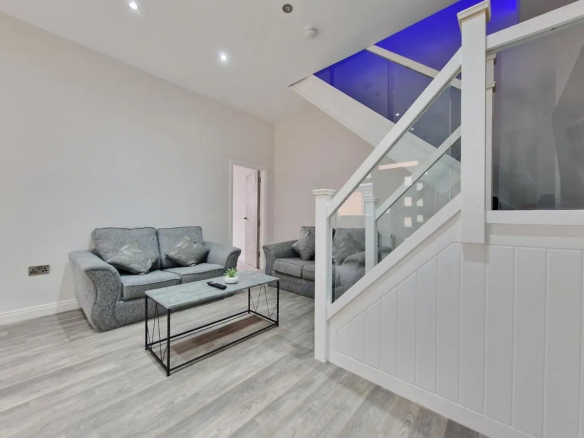 Dysa Waterloo Apartments Blackpool